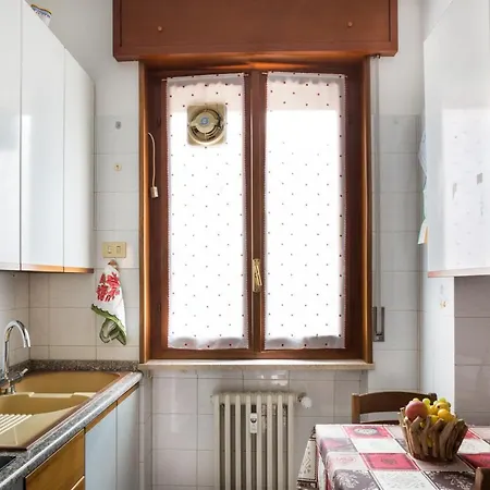 Apartment A Due Passi Dall'ospedale Parma