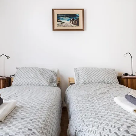 A Due Passi Dall'ospedale * Parma