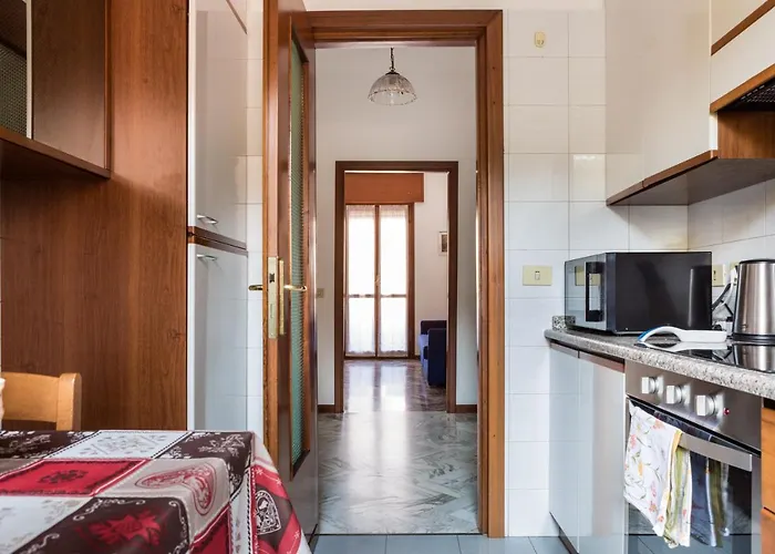 A Due Passi Dall'ospedale Apartamento *