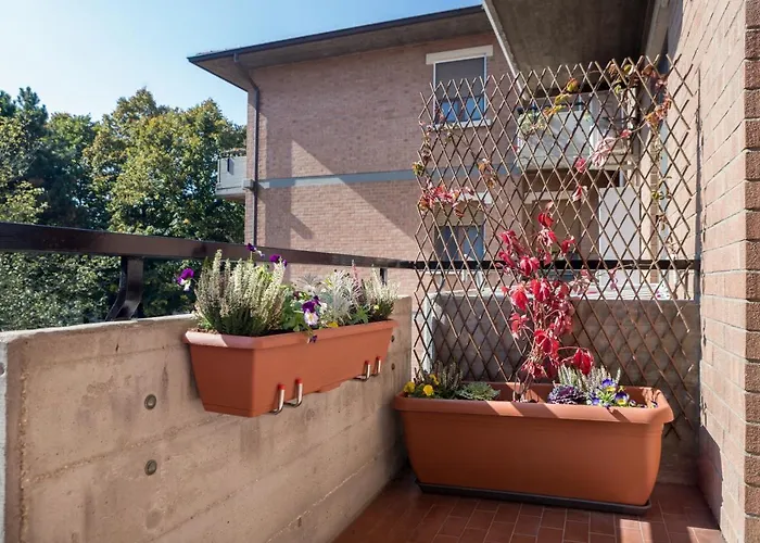 A Due Passi Dall'ospedale * Parma