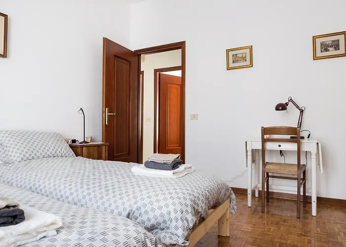 Apartment A Due Passi Dall'ospedale Parma